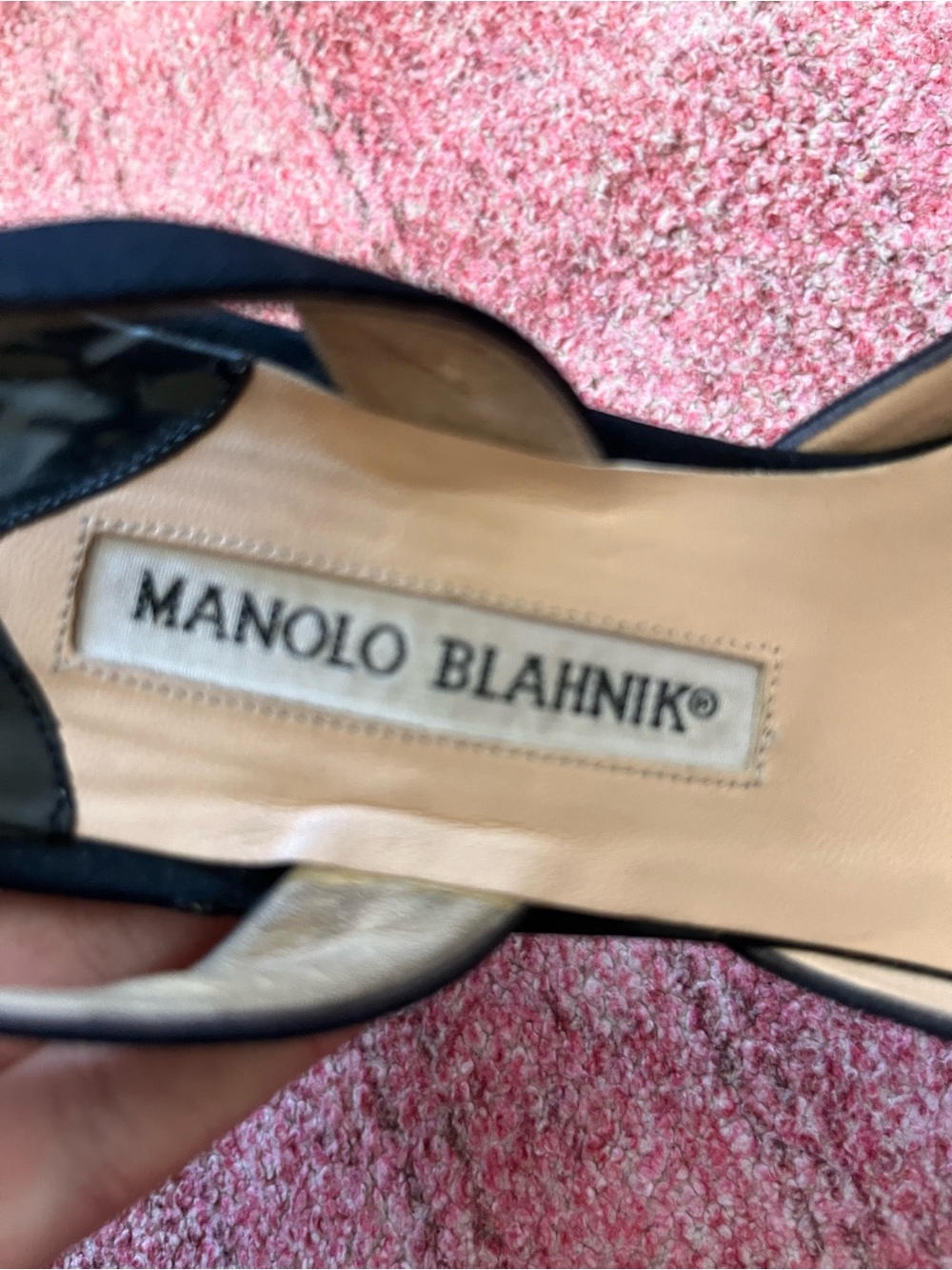Manolo Blahnik Black Pointed Slingback Stiletto Heels - Picture 4 of 7